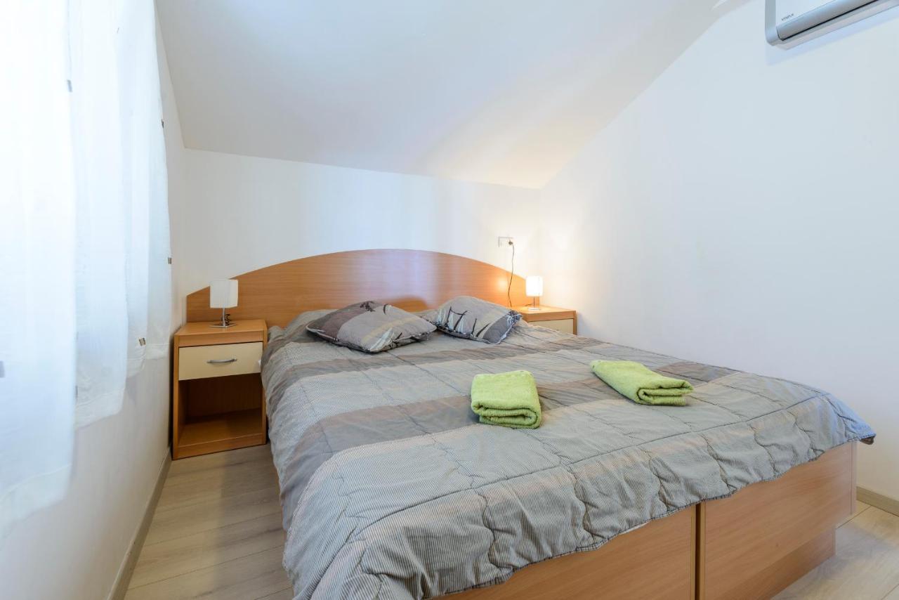 Apartments Niko ツァヴタット エクステリア 写真