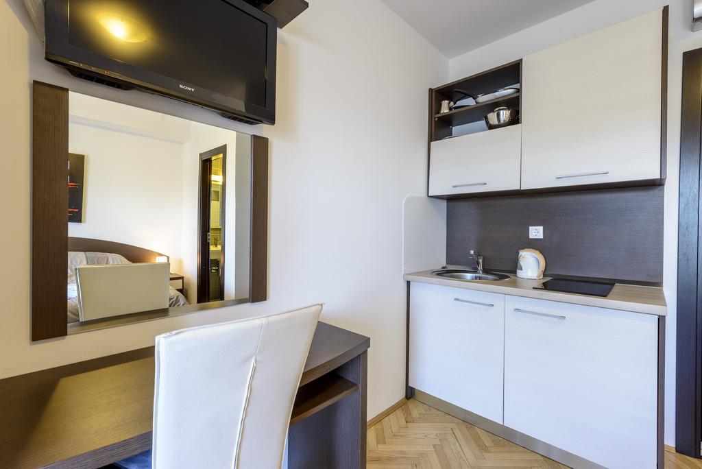 Apartments Niko ツァヴタット エクステリア 写真