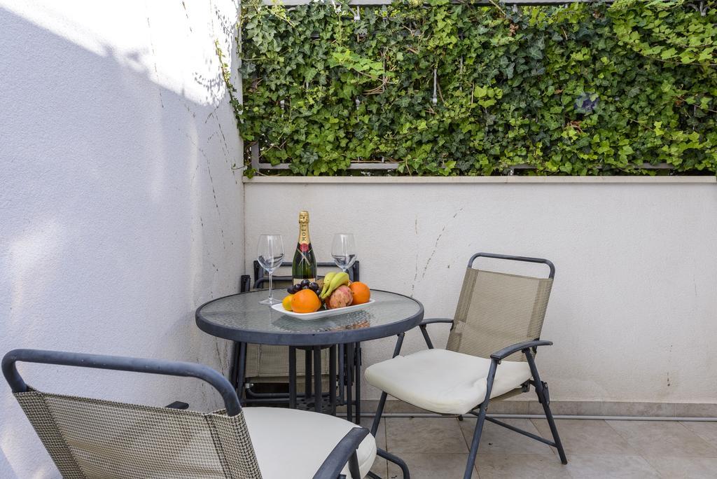 Apartments Niko ツァヴタット エクステリア 写真