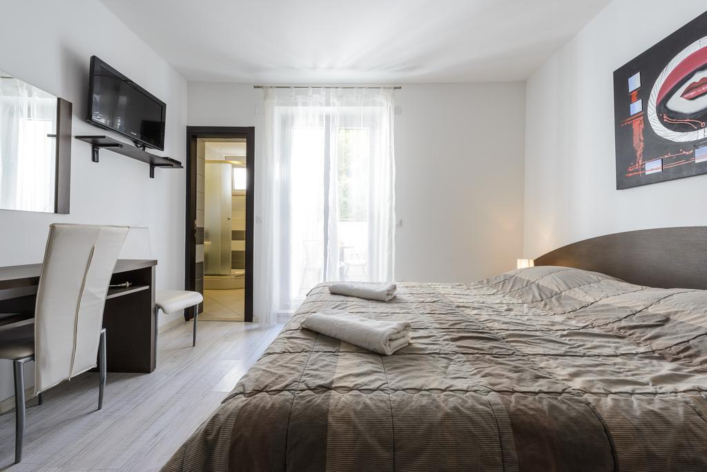 Apartments Niko ツァヴタット エクステリア 写真
