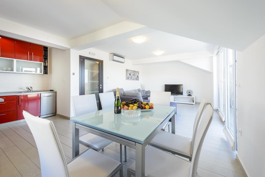 Apartments Niko ツァヴタット エクステリア 写真